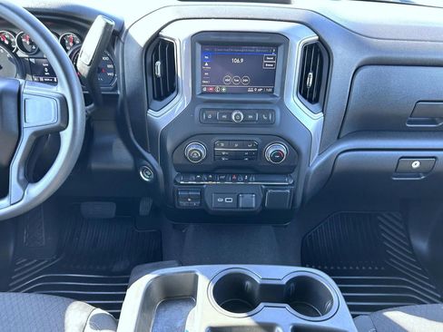 Certified 2023 Chevrolet Silverado 1500 Custom image 12