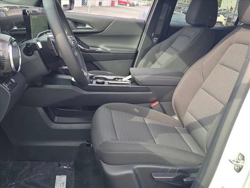 New 2026 Chevrolet Equinox LT FWD image 18