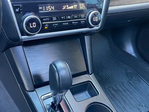 Used 2018 Subaru Outback 2.5i Limited image 29