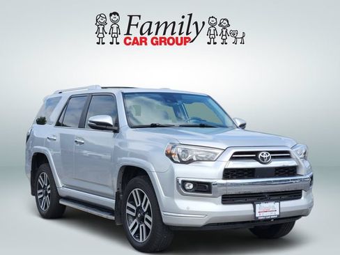 Certified 2024 Toyota 4Runner Limited AWD/4WD image 2