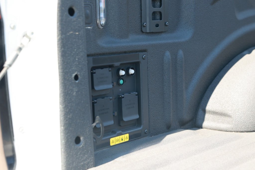 Used 2024 Ford F150 Lightning Flash AWD/4WD image 41