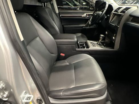 Used 2015 Lexus GX 460 w/ Navigation Package AWD/4WD image 23