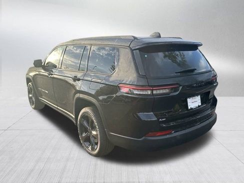 New 2025 Jeep Grand Cherokee L Altitude image 7