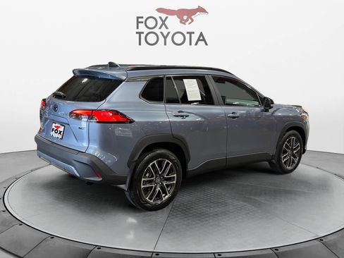 Used 2026 Toyota Corolla Cross XLE w/ Convenience Package FWD image 6