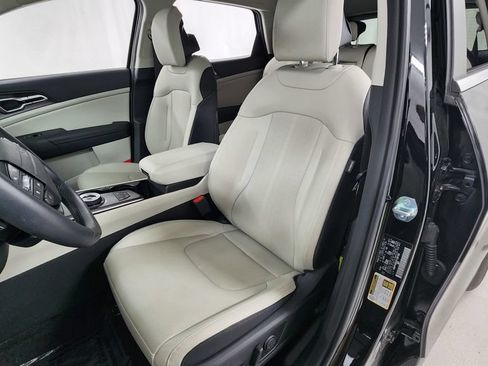 Used 2026 Kia Sportage EX AWD/4WD image 10