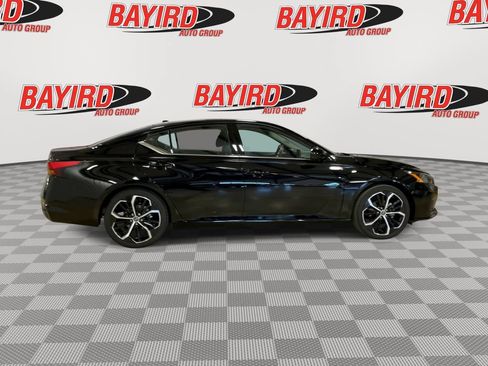 Used 2026 Nissan Altima 2.5 SR FWD image 9