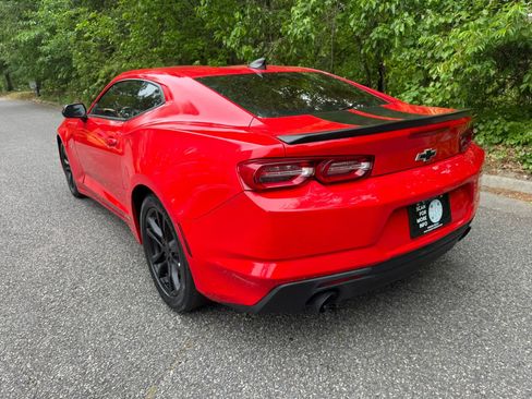 Used 2022 Chevrolet Camaro LS RWD image 5