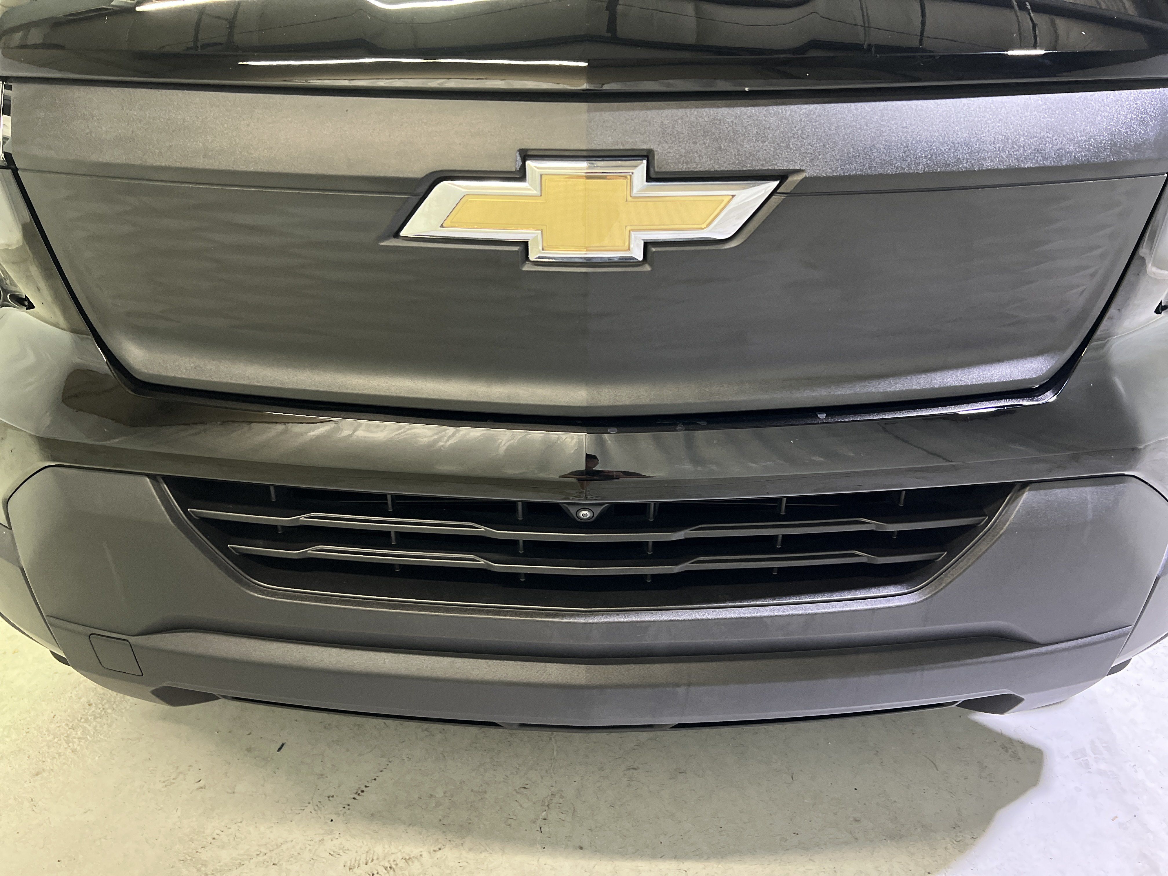Certified 2025 Chevrolet Silverado EV W/T AWD/4WD image 4