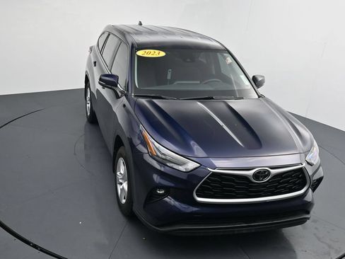 Used 2023 Toyota Highlander LE AWD/4WD image 21