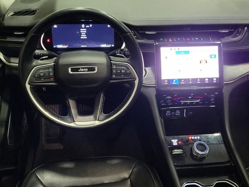 Used 2021 Jeep Grand Cherokee L Limited image 22