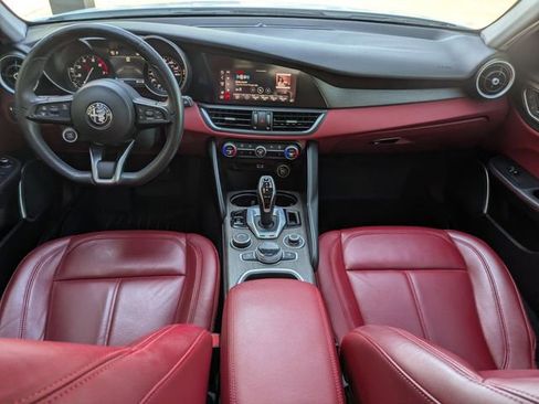 Used 2021 Alfa Romeo Giulia Ti w/ Nero Edizione image 24