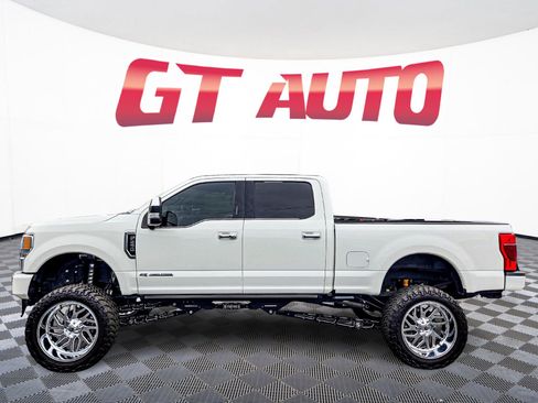 Used 2021 Ford F250 Platinum w/ FX4 Off-Road Package image 4