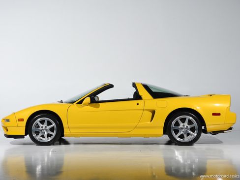 Used 1997 Acura NSX T RWD image 11