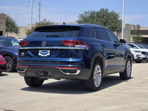 Used 2023 Volkswagen Atlas Cross Sport SE FWD image 8