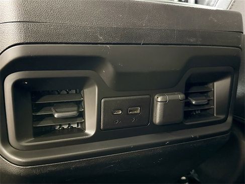 Used 2021 Chevrolet Silverado 1500 LT Trail Boss w/ Convenience Package II image 27