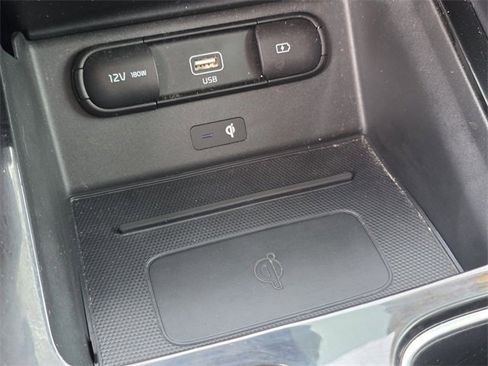 Used 2022 Kia Telluride EX w/ EX Premium Package image 37