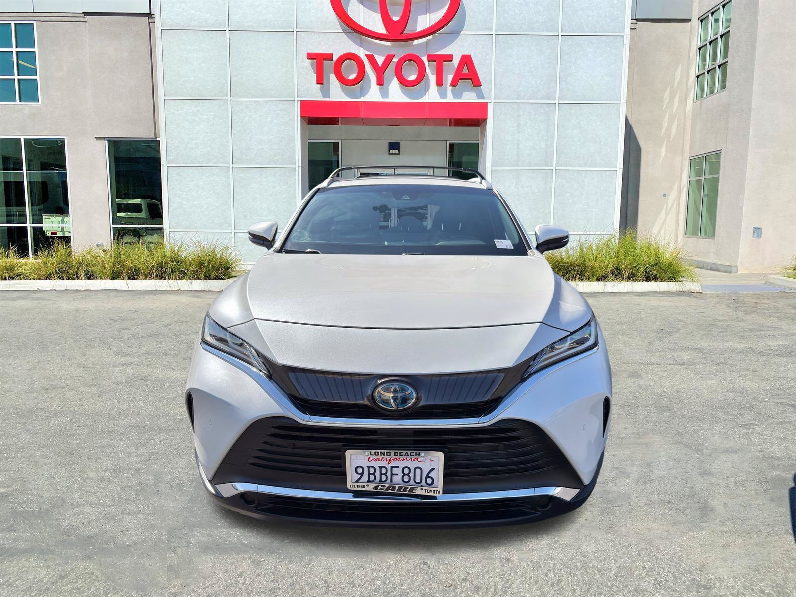 Used 2021 Toyota Venza XLE w/ Carpet Mat Package (TMS) AWD/4WD image 3