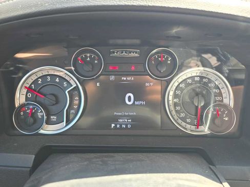 Used 2016 RAM 3500 Laramie w/ Convenience Group AWD/4WD image 14