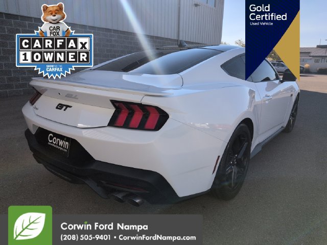 Used 2025 Ford Mustang GT Premium RWD image 3