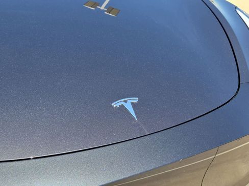 Used 2025 Tesla Model Y Long Range AWD/4WD image 10