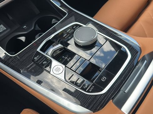 New 2026 BMW X5 xDrive40i w/ M Sport Package image 25