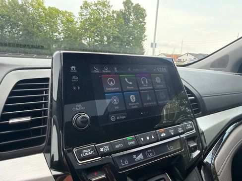 Certified 2022 Honda Odyssey Touring image 32