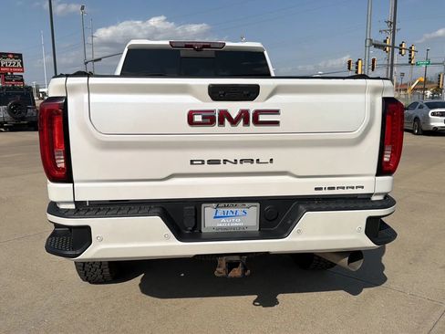 Used 2020 GMC Sierra 2500 Denali w/ Denali Ultimate Package image 18