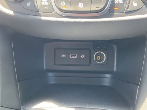 Certified 2024 Chevrolet Equinox LT AWD/4WD image 37