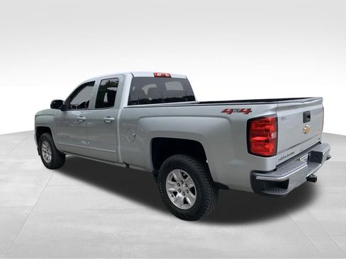 Used 2018 Chevrolet Silverado 1500 LT w/ All Star Edition AWD/4WD image 7
