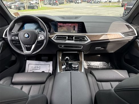 Used 2022 BMW X5 sDrive40i w/ Climate Comfort Package image 27