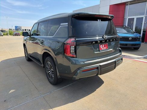 New 2026 Nissan Armada SL w/ Captain's Chari Seat Package RWD image 3