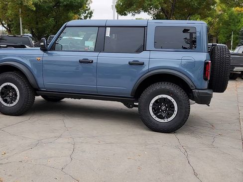 New 2025 Ford Bronco Badlands image 4