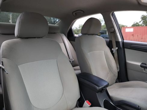 Used 2012 Kia Forte LX FWD image 24