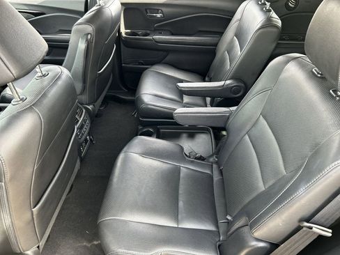 Used 2017 Honda Pilot Elite image 26