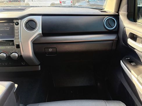 Used 2021 Toyota Tundra SR5 AWD/4WD image 8