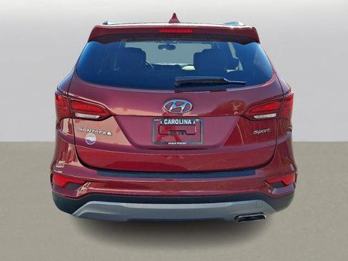 Used 2017 Hyundai Santa Fe Sport image 5