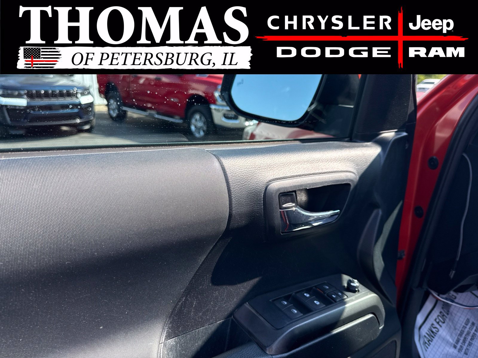 Used 2018 Toyota Tacoma TRD Sport w/ Technology Package AWD/4WD image 9