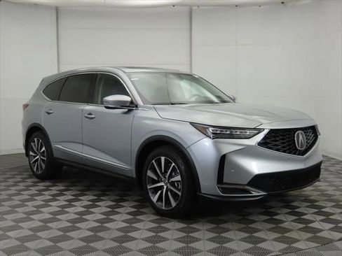 Used 2026 Acura MDX w/ Technology Package image 3