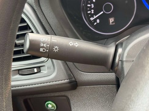Used 2019 Honda HR-V LX image 20