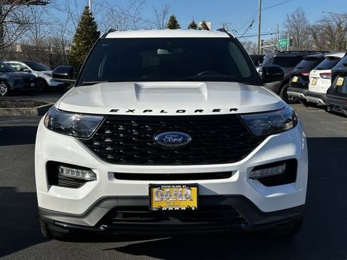 Certified 2023 Ford Explorer ST-Line image 2