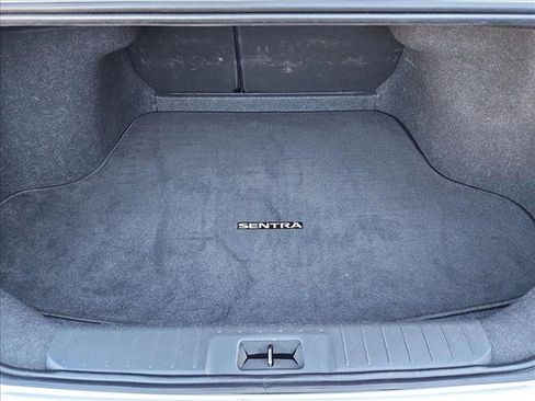 Used 2023 Nissan Sentra SV FWD image 6