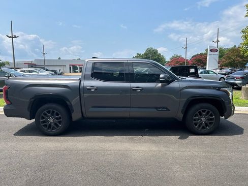 Used 2023 Toyota Tundra Platinum AWD/4WD image 2