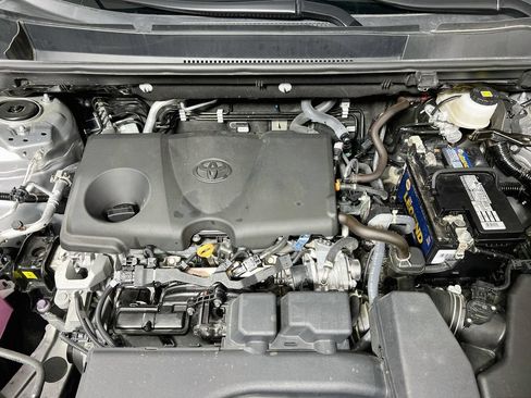Certified 2024 Toyota RAV4 LE AWD/4WD image 26