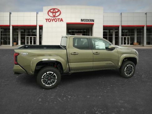 New 2026 Toyota Tacoma TRD Sport AWD/4WD image 17