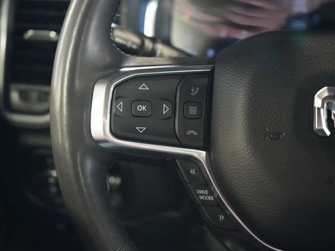 Used 2025 RAM 1500 Laramie AWD/4WD image 16