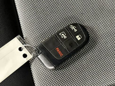Used 2023 RAM ProMaster 2500 FWD image 32