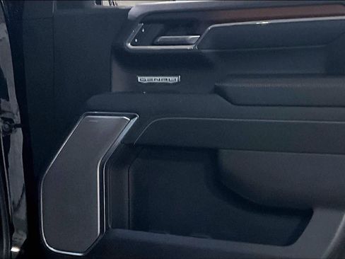 Used 2024 GMC Sierra 1500 Denali w/ Technology Package image 23