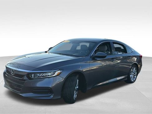 Used 2018 Honda Accord LX image 3