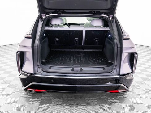 New 2026 Cadillac Lyriq Luxury image 32