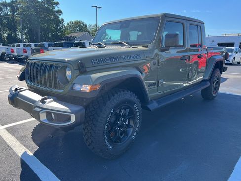 New 2025 Jeep Gladiator Sport image 14